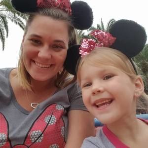 Meet your Posher, Whitney