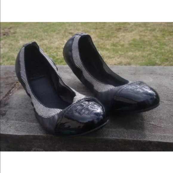 Authentic Tory burch flats size 8.5