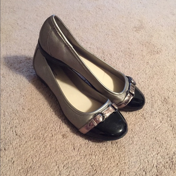 Croft and barrow silver flats