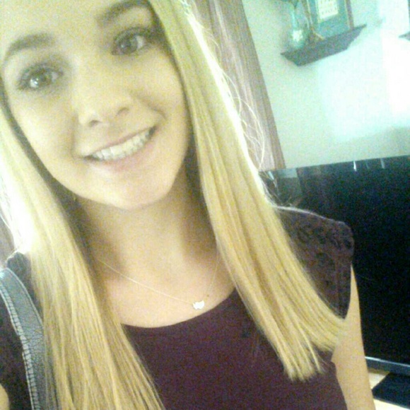 Meet your Posher, Michelle - Picture 1 of 1