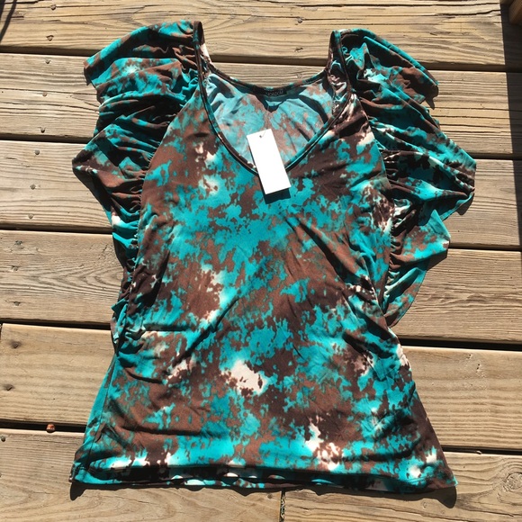 Nic & Dom Tops - Nic & Dom Ruffled Top