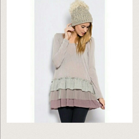 easel Tops - Ruffle layered tunic