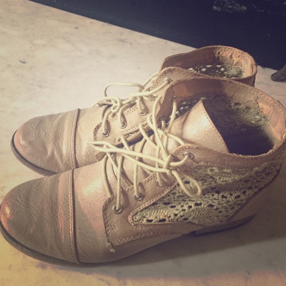 Ankle boots - Picture 1 of 4