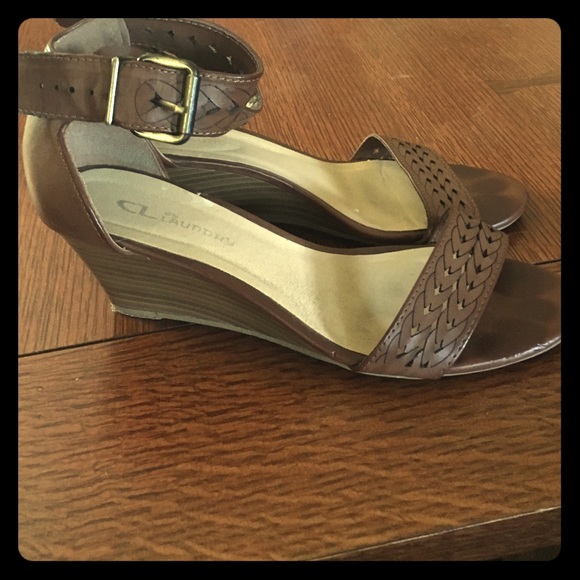 Leather brown mini wooden wedge sandals
