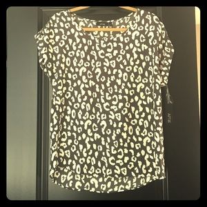 Flowy Leopard shirt