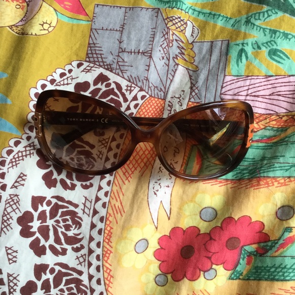 Tory Burch butterfly sunglasses