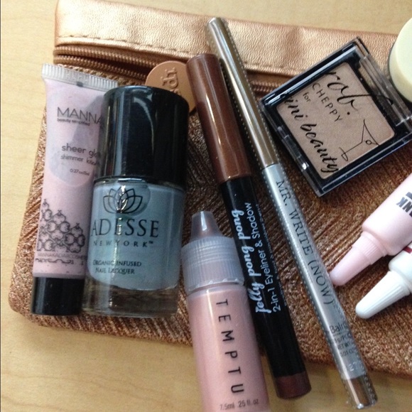 Ipsy bundle of make up - Picture 2 of 4