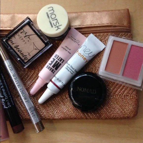 Ipsy bundle of make up - Picture 3 of 4