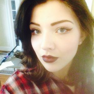 Meet your Posher, Erin