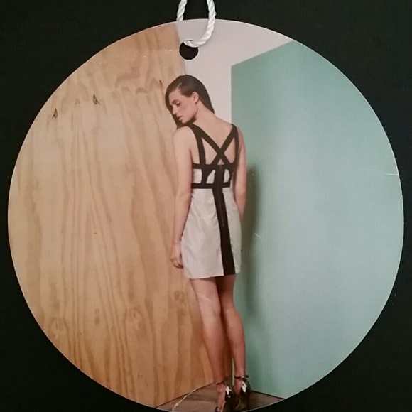 Finders Keepers white gold shimmer ivory dress Small - Picture 2 of 6