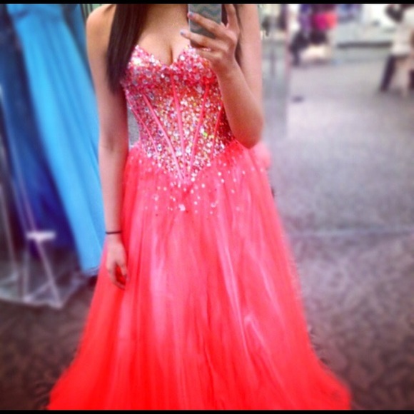 Prom/Pageant Dress NEW.