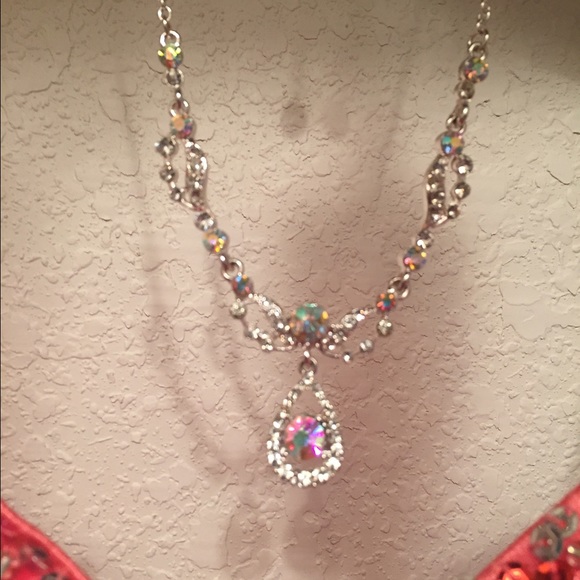Prom/Pageant Dress NEW. - Picture 3 of 4