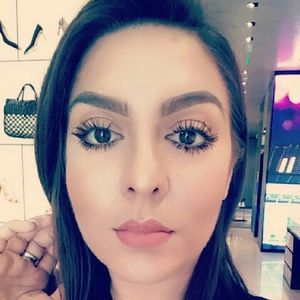 Meet your Posher, Alisa