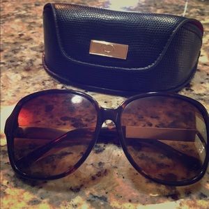 Oscar de la Renta Sunglasses