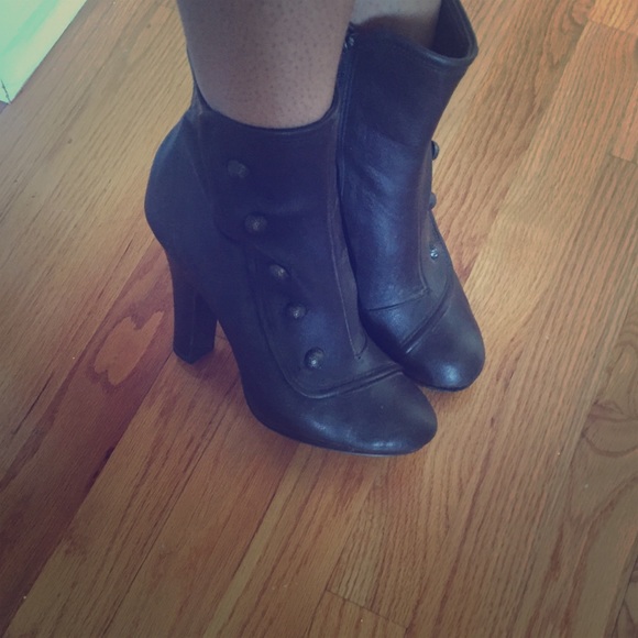 Boots - Picture 1 of 2