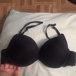 Frederick's bombshell bra 32B like new!