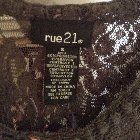 Floral Lace Tank - Picture 3 of 4