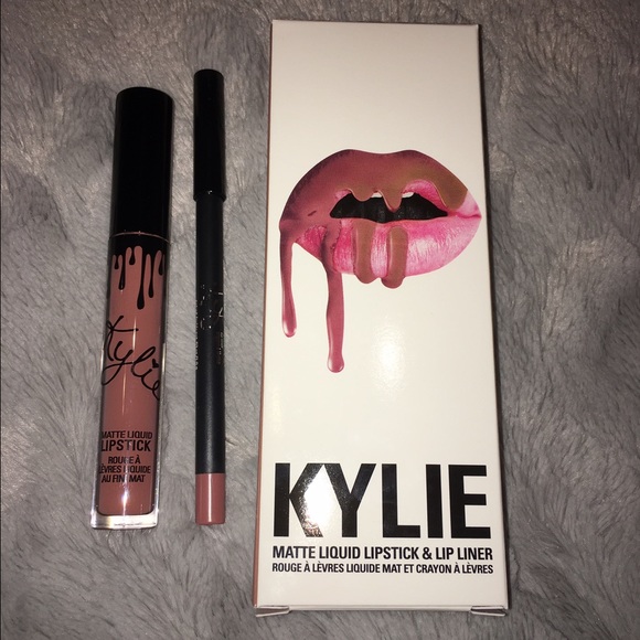 Kylie lip kit; candy k!