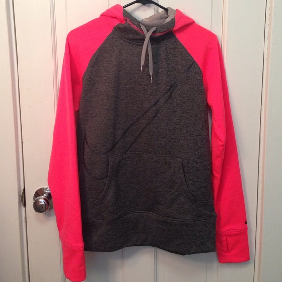 Women's Nike Therma-Fit Hoodie