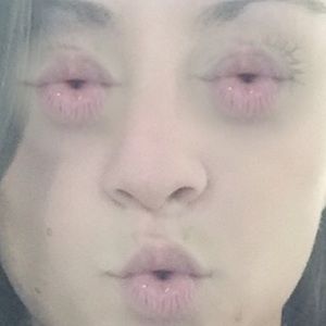 Meet your Posher, Pamela