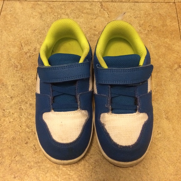 Nike shoes