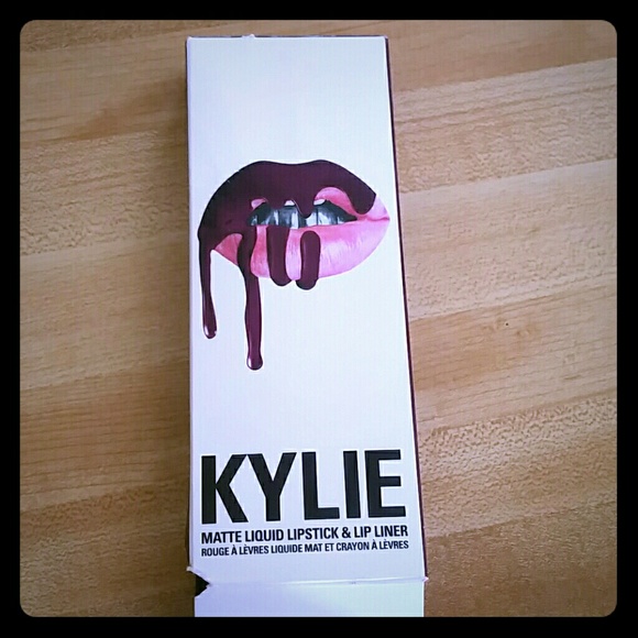 Kourt K kylie jenner lips kit