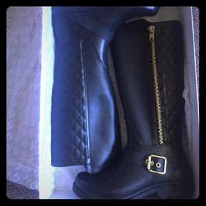 Steven Madden rain boots!