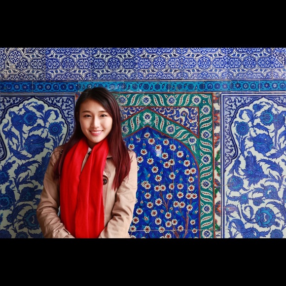 Meet your seller ;)!