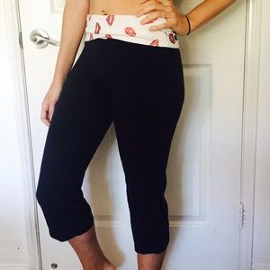 Victoria Secret cropped yoga pant