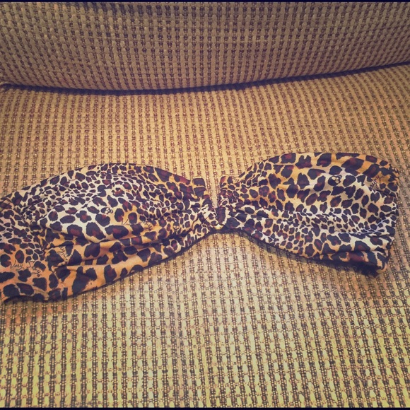 vS Leopard print strapless bikini top.