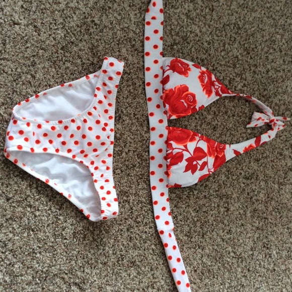 Venus  bikini