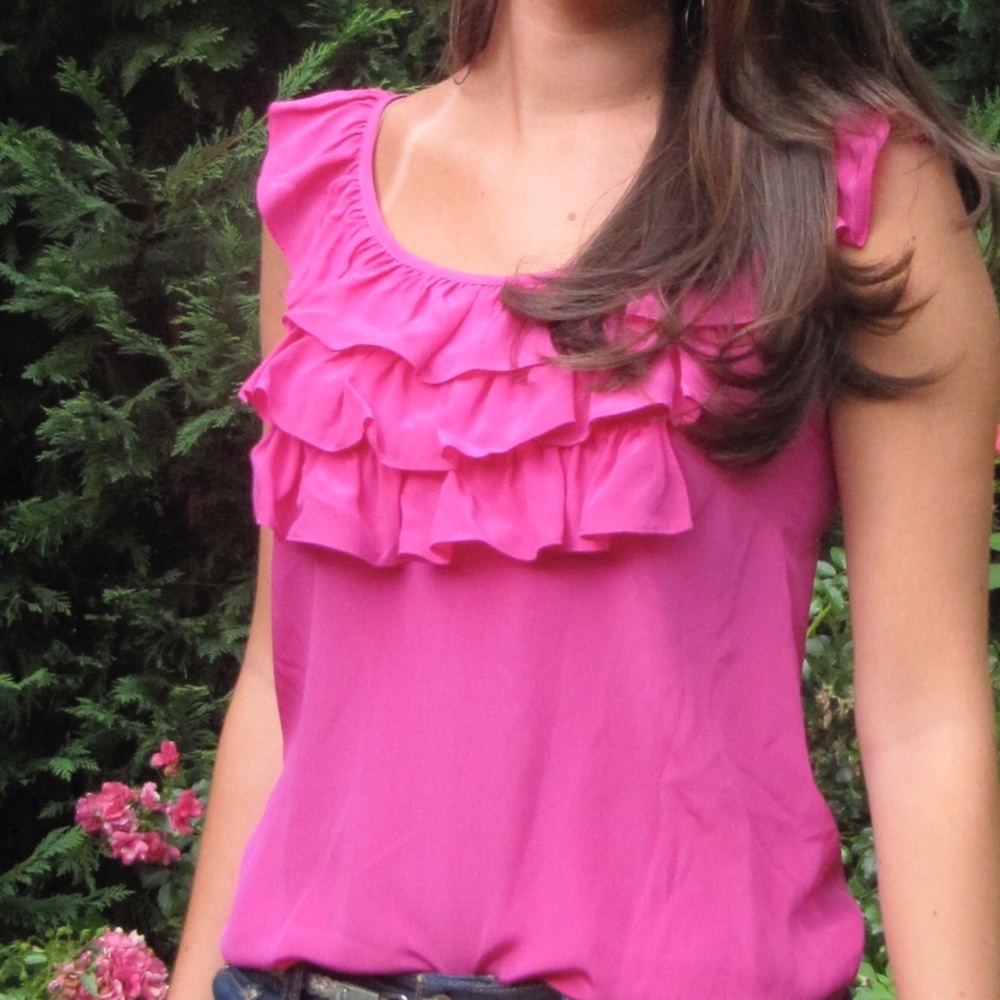 💖AMANDA UPRICHARD💖HOT PINK SILK TOP