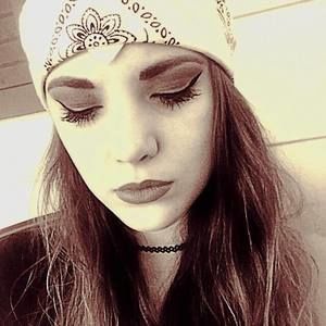 Meet your Posher, Alexus