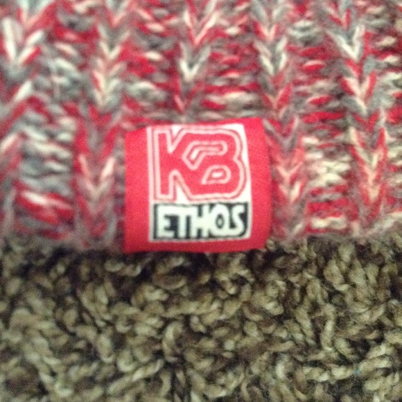 Red Gray and White Knitted Hat - Picture 2 of 2