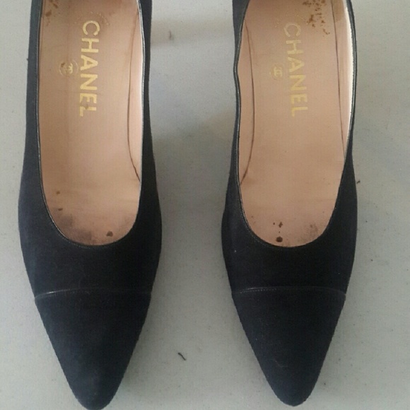 Heels authentic  chanel black suede