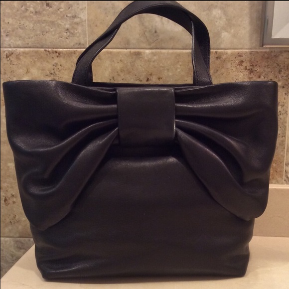 kate spade Handbags - Kate Spade Madison Ave. Splurge Bow handbag.