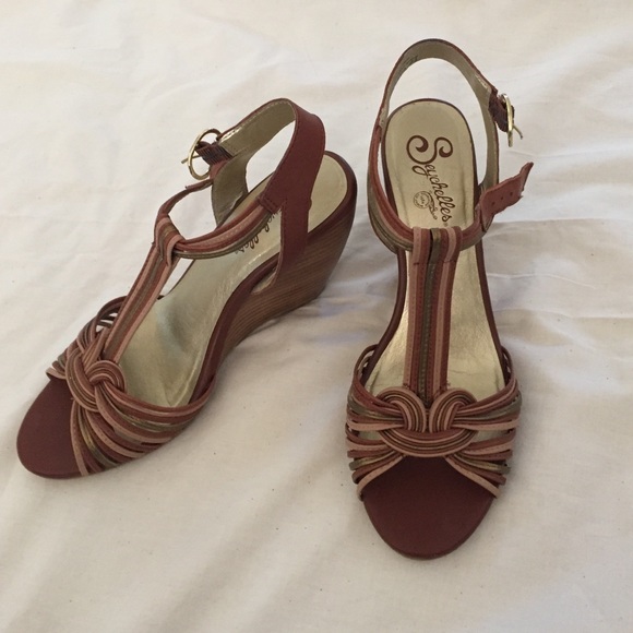 Seychelles wedges - Picture 2 of 4