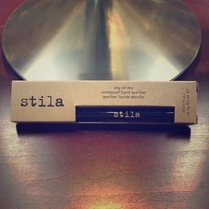 NEW Stila Waterproof Eyeliner
