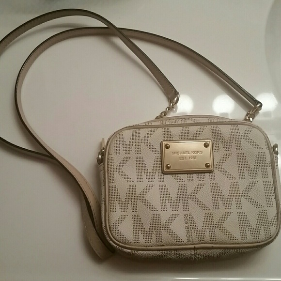 Michael Kors Crossbody Bag