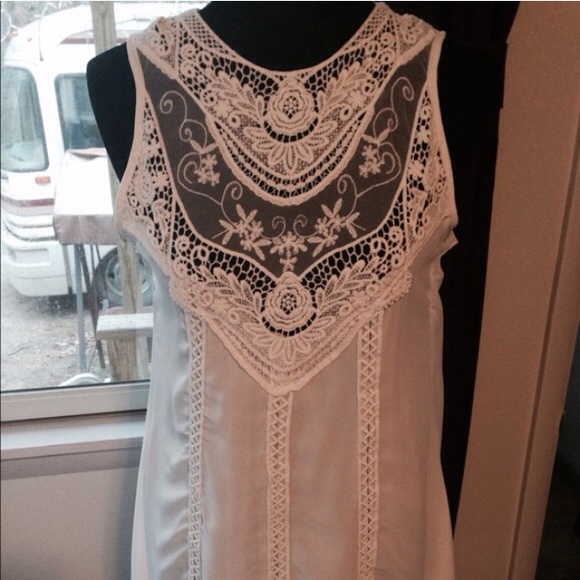 Chiffon Lace Sleeveless High Neck Tunic Dress - Picture 2 of 4