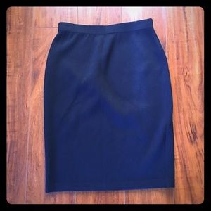St. John Knit Skirt (Navy Blue)