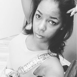 Meet your Posher, Chrissy