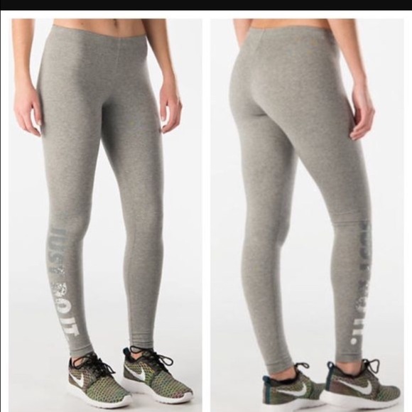 🔴Nike Metallic Leg a See Leggings🔴 - Picture 2 of 2