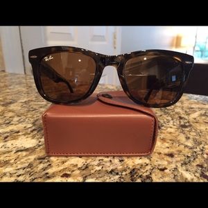 Ray-Ban Folding Wayfarer Sunglasses
