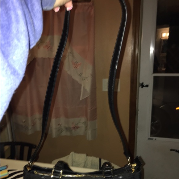 ❣SOLD❣ Black Michael Kors Shoulder Bag - Picture 3 of 4