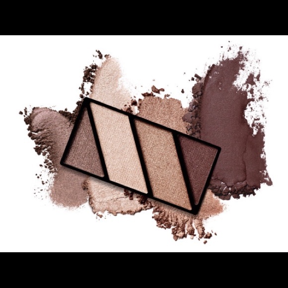 NIB Mary Kay Mineral EyeColor Quad - Sandstorm