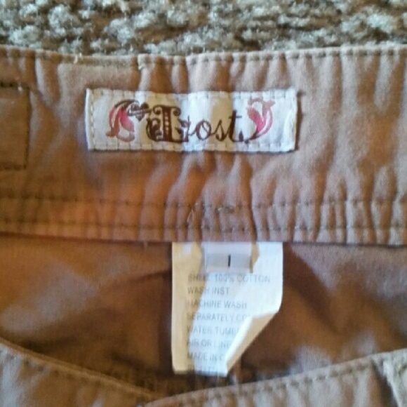 LOST brand shorts - Picture 3 of 3