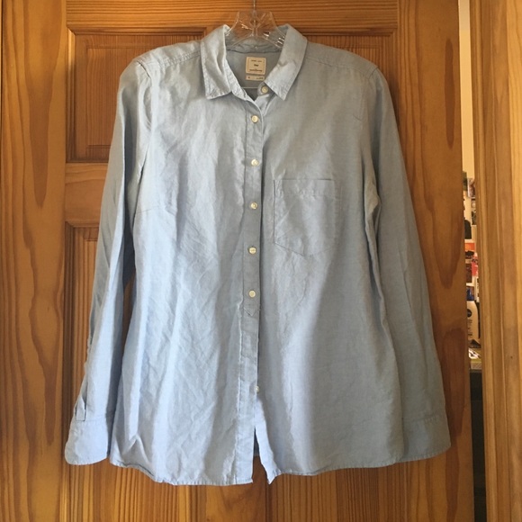 Gap boyfriend style button down