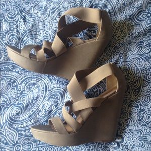 Tan wedges