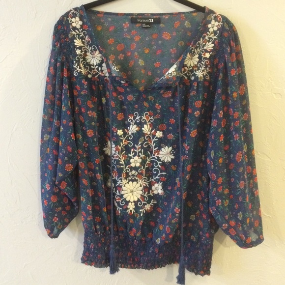 ✌Festival Boho Top🌼 - Picture 2 of 4